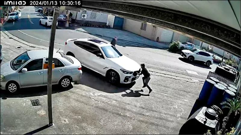 影/兄弟爭產把命拚！哥開車撞飛弟弟　還撂6人圍毆致重傷遭逮移送