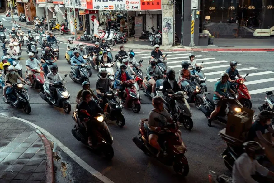 臨停等10項交通違規「不開放檢舉」！路權團體氣炸：串連北中南抗爭