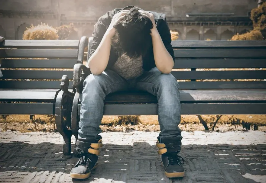 碩士男年薪85萬被羞辱！同學嗆：領什麼鳥薪水　他曬工作環境網羨慕