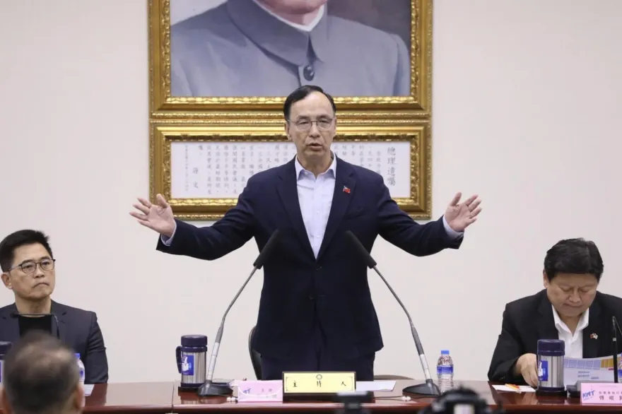 揮刀黃復興黨部引爆基層反彈 　沈富雄逆風挺朱立倫：做對了！