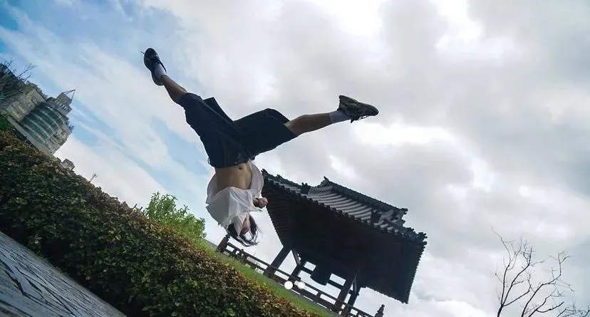 影/「台灣TOP1」！YouTuber奇軒推廣Tricking紅遍全球　不到2年訂閱破千萬