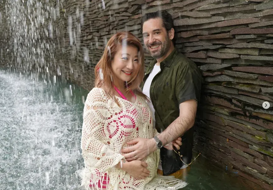 情斷金色三麥小開！43歲黃湘怡再婚洋尪又懷孕　挺7個月孕肚揭寶寶性別