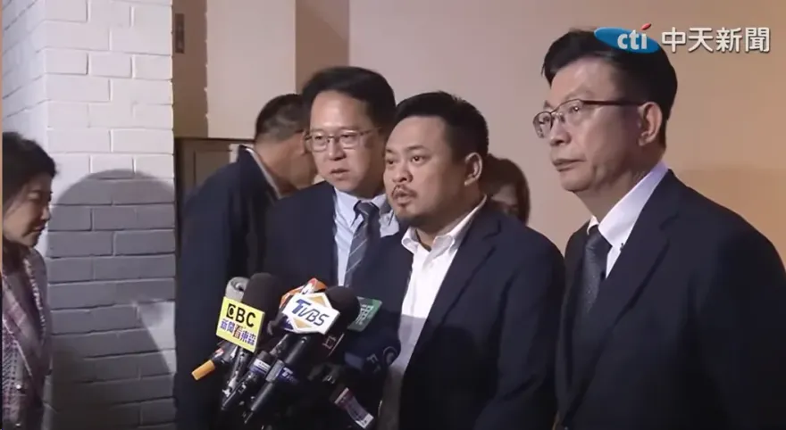 洪申翰「衝」到議場也沒趕上？真有人實測「走」一趟：3分鐘一定到