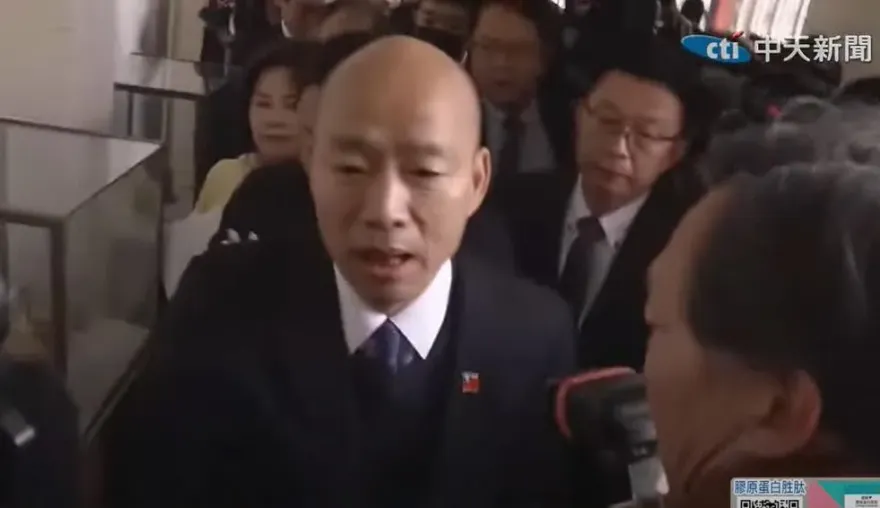 陳亭妃控韓國瑜影響質詢　王鴻薇嗆「惡人先告狀」：說謊不打草稿