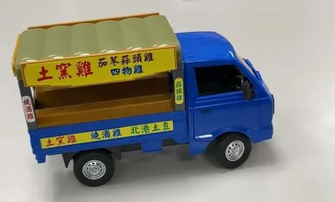 影/她曬小廢物「土窯雞行動叫賣車」　網讚可愛爆：太酷好想要