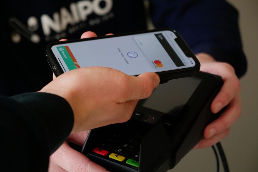 行動支付「亂得要命」？　全網狂推LINE Pay：90%商家都可用