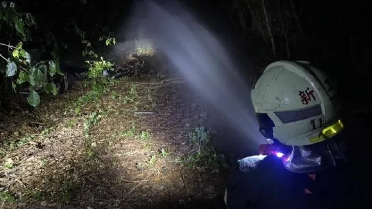 滅火完驚見焦屍！死者疑潛「生命園區」竊電線　誤觸高壓電身死亡