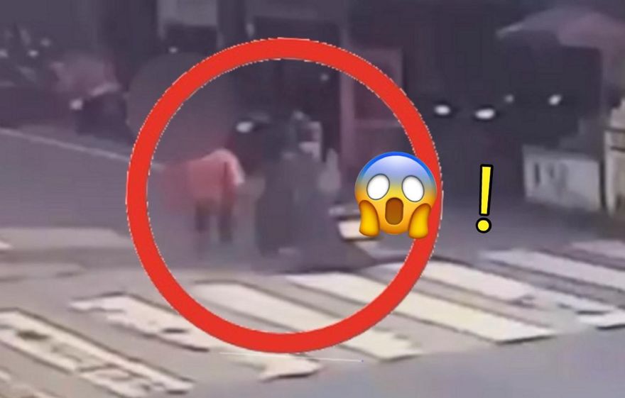 基隆驚見行人地獄！婦人走斑馬線慘遭機車撞翻　雙雙倒地
