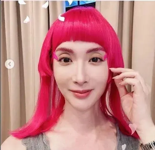 「美女檢座」做乳房攝影自爆「抽脂豐胸」　妻高EQ回應！網狂讚：太偉大