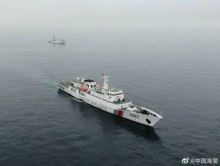 南海衝突再起！菲34人登鐵線礁「調查海洋資源」　陸海警登礁「查證處置」