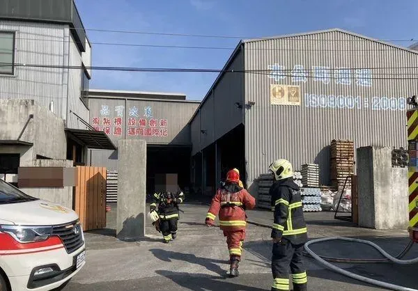 快訊/高雄鋁工廠灌模「氣爆」　8員工送醫2泰籍移工搶救不治