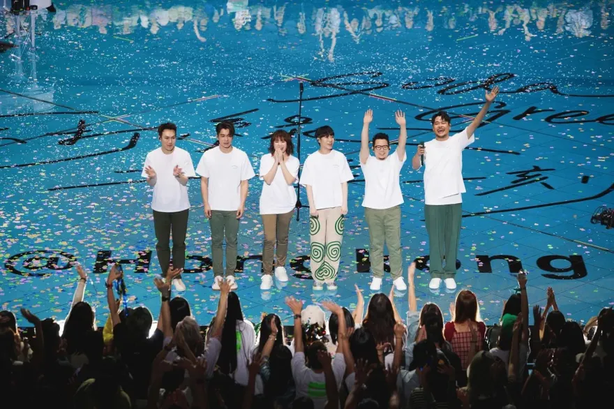 遭傳懷第五胎吳佩慈現身了　衝蘇打綠演唱會身旁是「她」