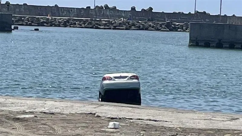 快訊/今相驗！高雄海軍士兵開車墜海「母亡他獨活」　依加工自殺移送