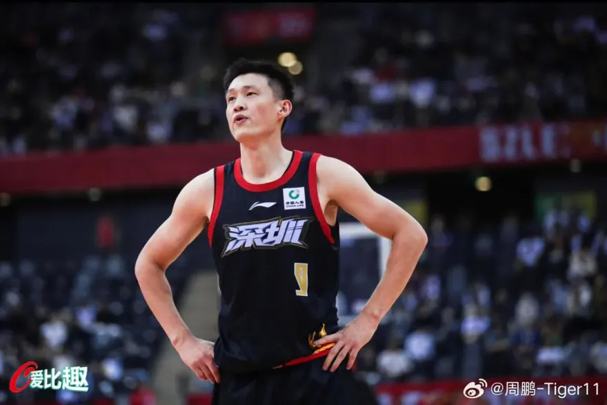 大陸男籃每況愈下！老將周鵬點出問題：和大陸足球有何不同
