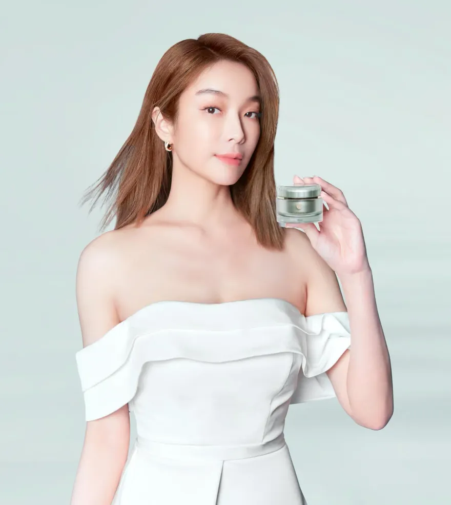 金鐘視后蔡淑臻愛用晶珂海葡萄明星商品　打造透亮美肌新境界