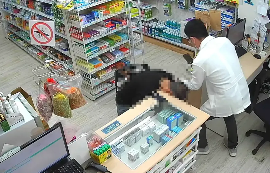 男剛進藥局突狂抖暈倒「停止呼吸」！　藥師神救援被讚爆