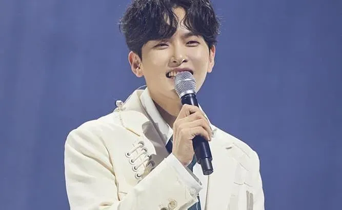 快訊/Super Junior厲旭宣布結婚！曬手寫信：出現想共組家庭的人