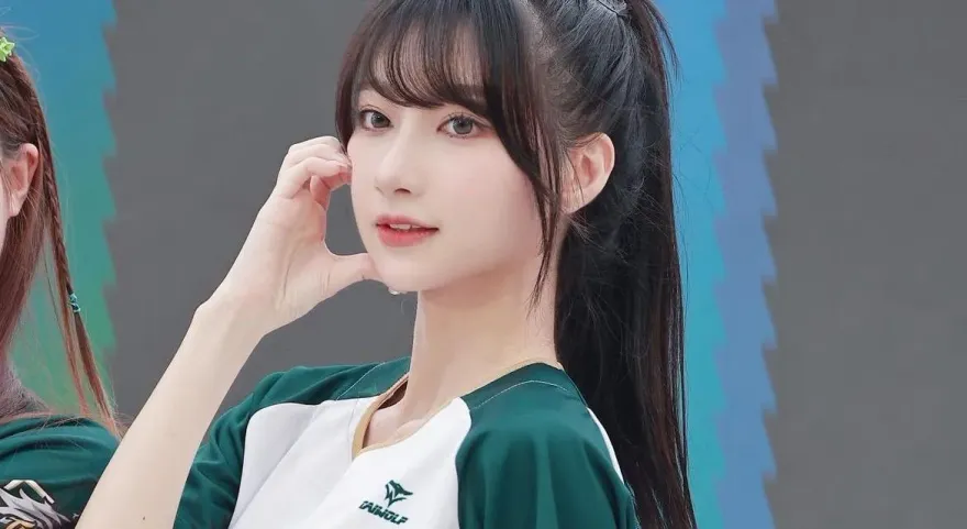 啦啦隊新女神「一粒」人氣正夯！　他卻逆風提「這缺點」：捧過頭