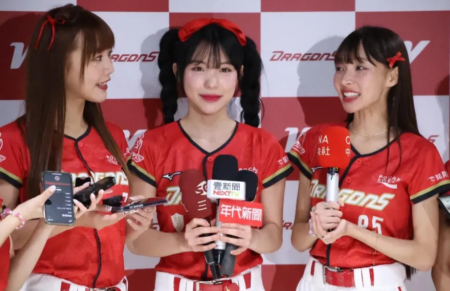大巨蛋首次合體！李多慧、林襄再續前緣　狂讚小龍女氣氛超好