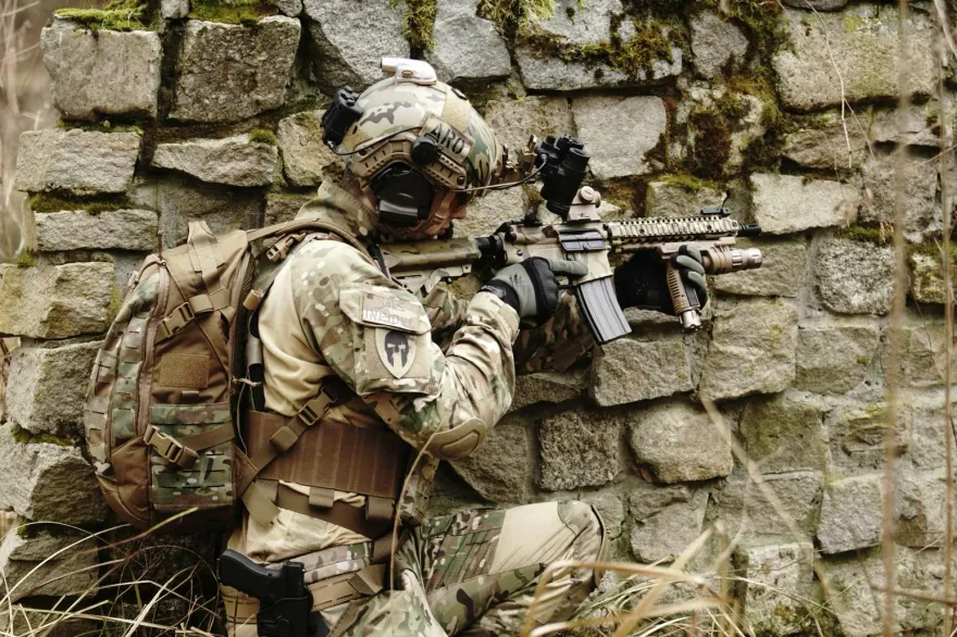 軍紀散漫！英軍爆弄丟30把槍、近2千「軍事機密」電腦設備　數千彈藥也失蹤