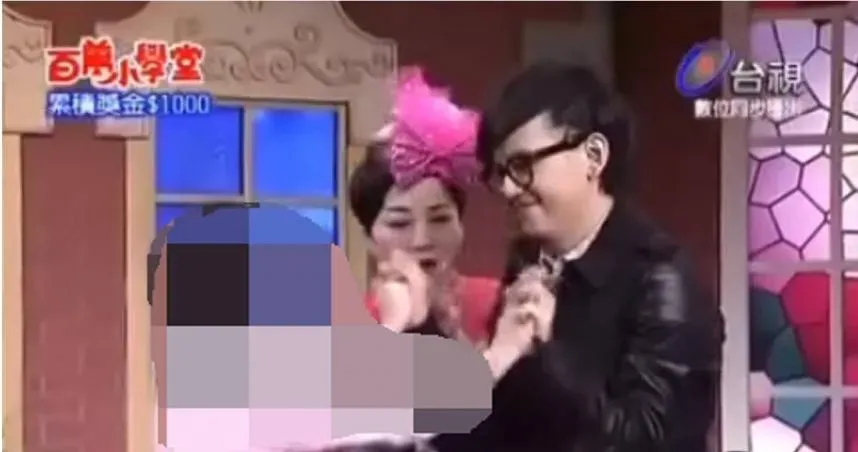 黃子佼「十指緊扣」小學女童！恩師張小燕臉書被灌爆…遭逼表態：不要助紂為虐