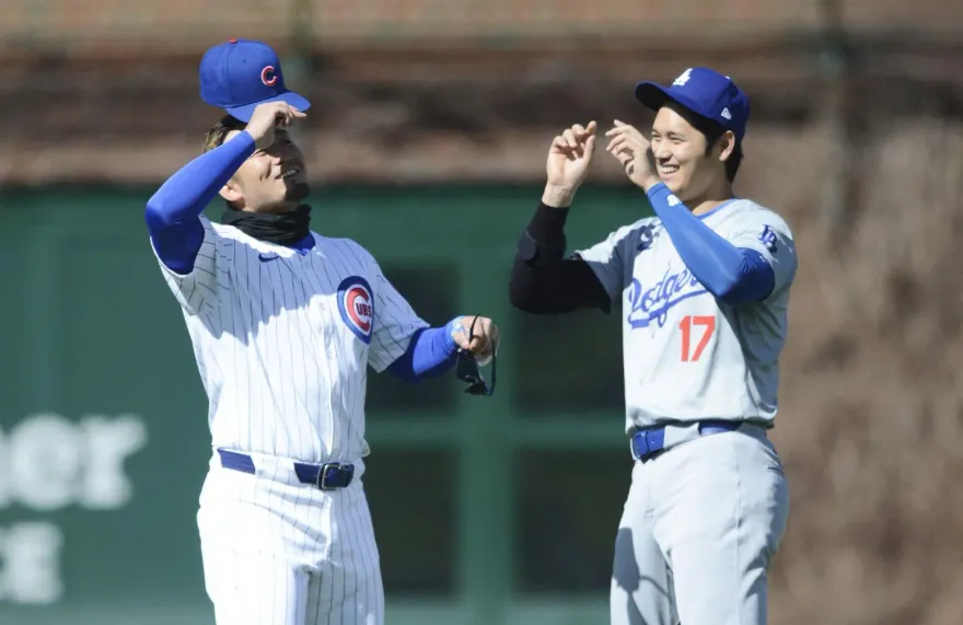 大谷翔平2安打助攻山本　蹲下綁鞋帶「意外露出」新Logo