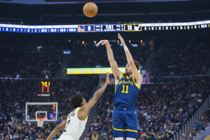 影/火箭掰掰！「NBA最貴球隊」勇士鎖定西區前10　搭上附加賽末班車