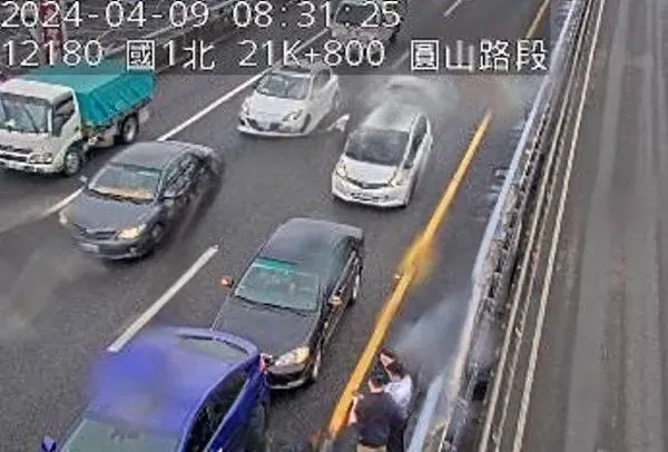 快訊/五楊高架北向圓山段「3車追撞」 ！　佔用內線車道用路人請注意