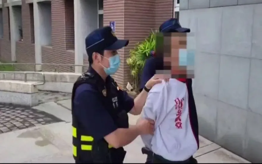27天速偵結！割頸案乾哥、乾妹殺人罪起訴　下週移送少年法庭