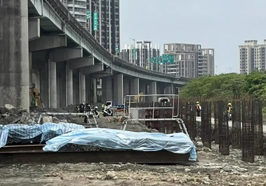 快訊/疑情殺追砍！女子台64線墜橋慘死　前夫等3人遭逮捕