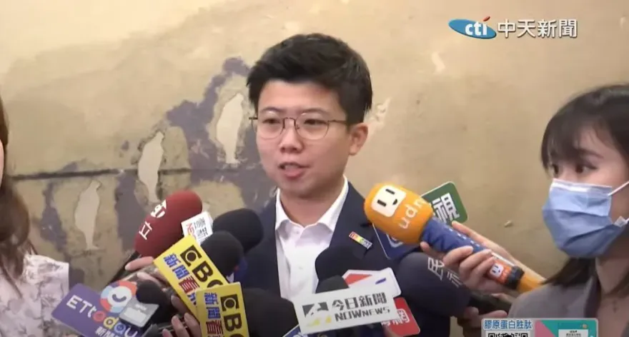 高雄男砍死鄰居夫妻一審判死刑　網友喊協尋苗博雅：人咧？