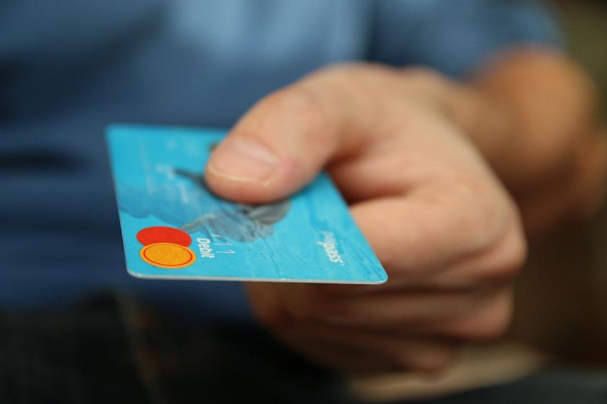 快不能用了 ! 3家銀行聯名卡下半年將喊停