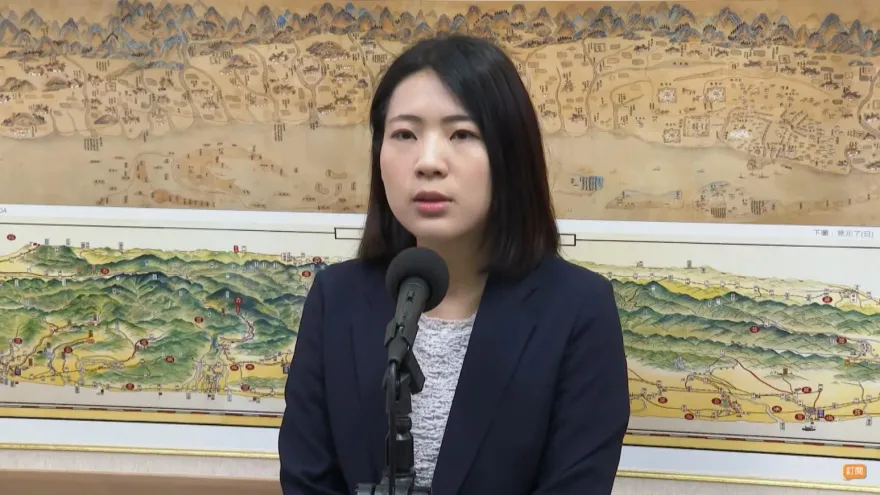 被四叉貓爆「LV包有兩款」　徐巧芯回應：一款早已被媽媽賣掉