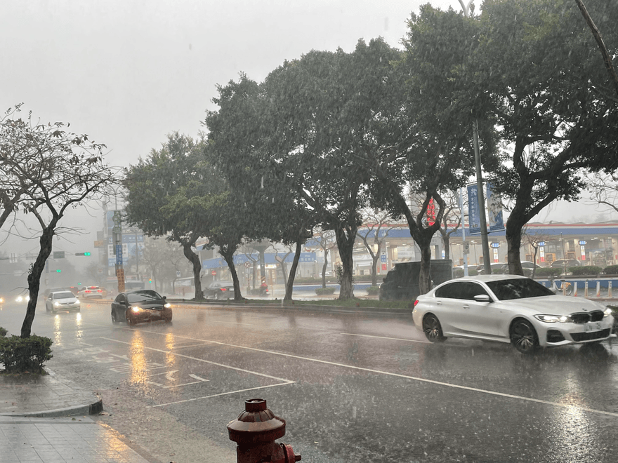 午後變天炸雷雨　氣象署：6/10後熱帶系統逐漸形成