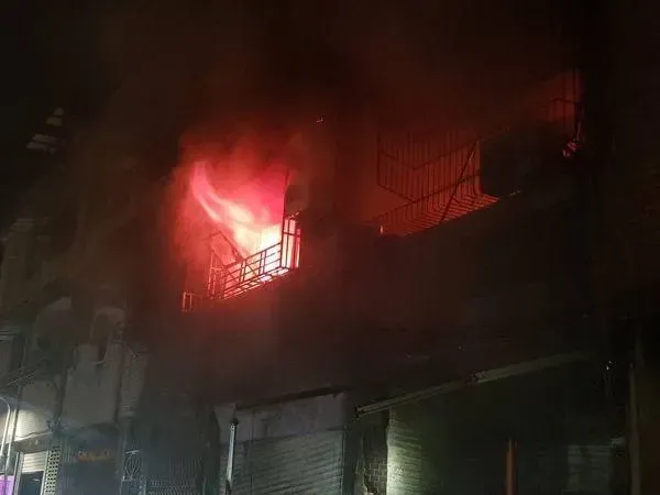 快訊/高雄民宅氣爆釀1死2失聯6傷　鄰居爆「這家連2天都有人大吼大叫」