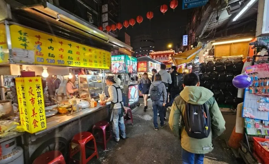 3經典小吃價格都破百！　他逛夜市「差點嚇哭」：是要怎麼活？