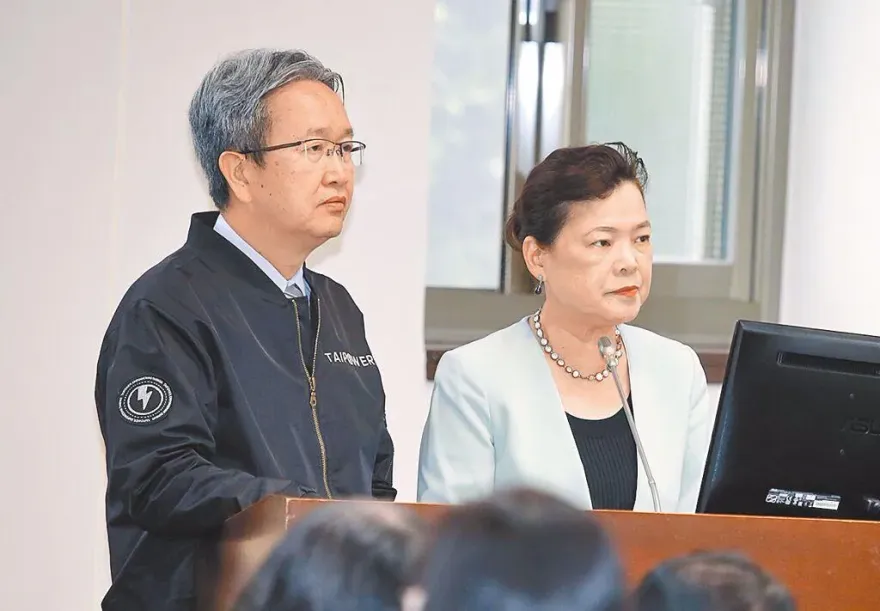 台電總座王耀庭請辭　黃敬平：早就不爽王美花、曾文生很久了