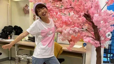 Lulu衰遭黃子佼醜聞牽連爆衝突！33歲生日又被包圍：太感動了
