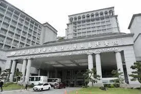 護理師爆料「開刀房偷拍」遭院方喊告　警深夜搜查宿舍扣押手機+筆電