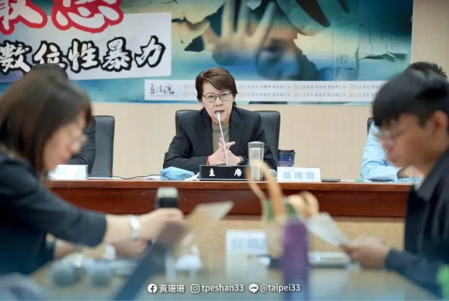 捲柯文哲北士科案急了？黃珊珊臉書貼文連發  媒體人看完驚吐4字：不要亂扯