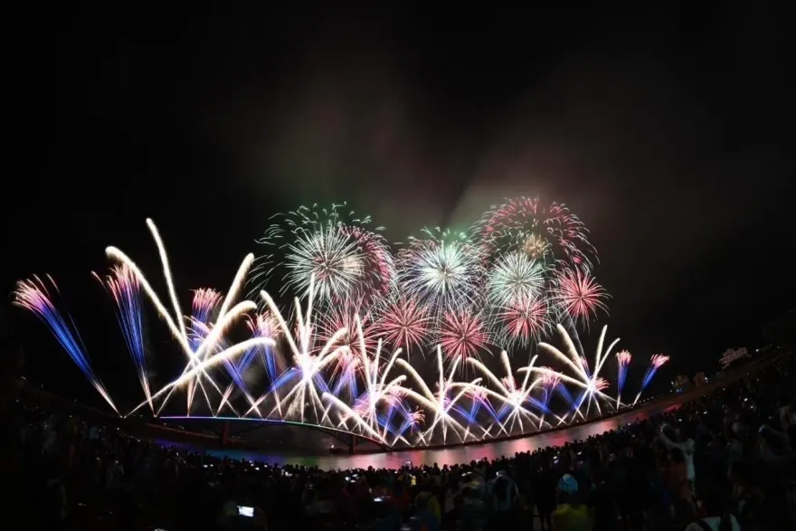 2024澎湖國際海上花火節試放  逾3千人共享煙花燦爛