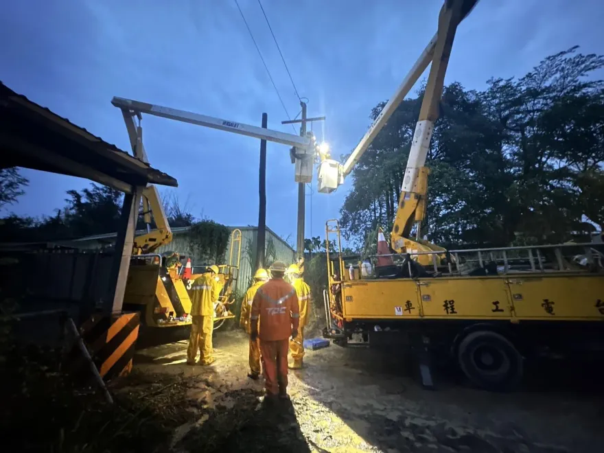 地震停電、雷雨也停電　台電全力復電籲民眾體諒