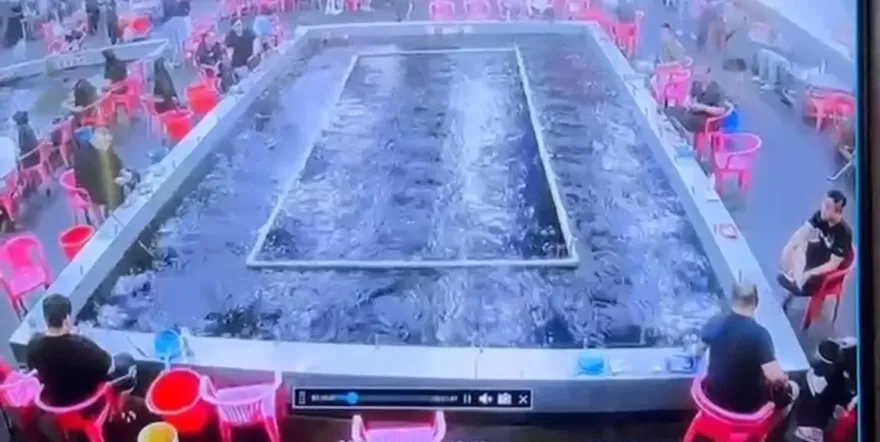 影/凌晨規模6.1地震！宜蘭釣蝦場晃爆「水花狂噴」　監視器畫面曝