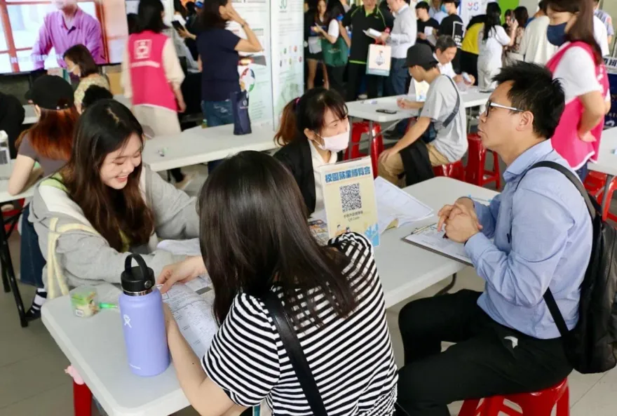 新北就業博覽會「釋出逾8000職缺」！6校接連登場　薪資上看53K