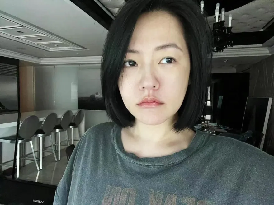 小S哭了！突自責喊「算什麼稱職的母親」　曬2照揭真實原因