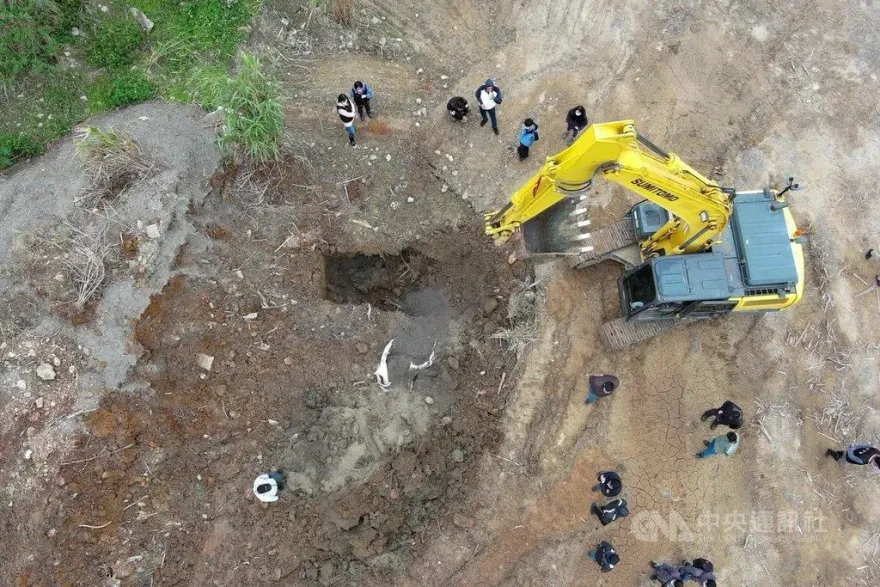 苗栗露營區遭倒廢液爆案外案 　2無良業者勾結埋廢塑料被起訴