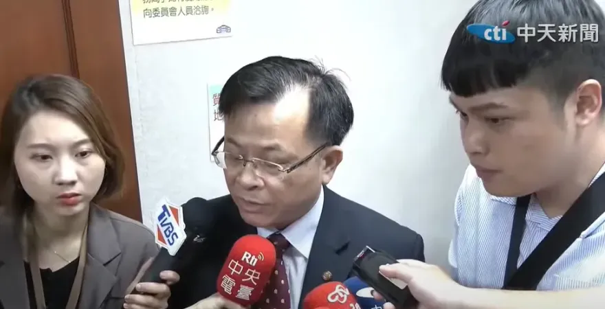 影/藍白轟陳耀祥毀憲亂政！　立院13：12通過「移送監察院」臨時提案