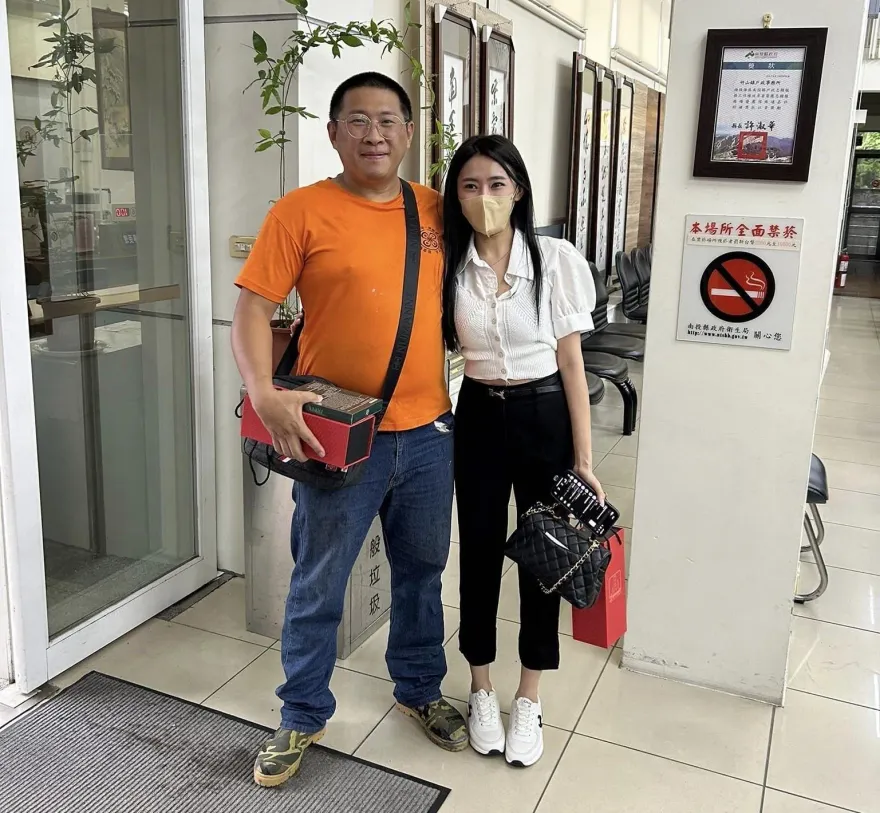 兄妹失散30年！妹妹苦尋哥哥10年…戶政事務所：他就在隔壁工作