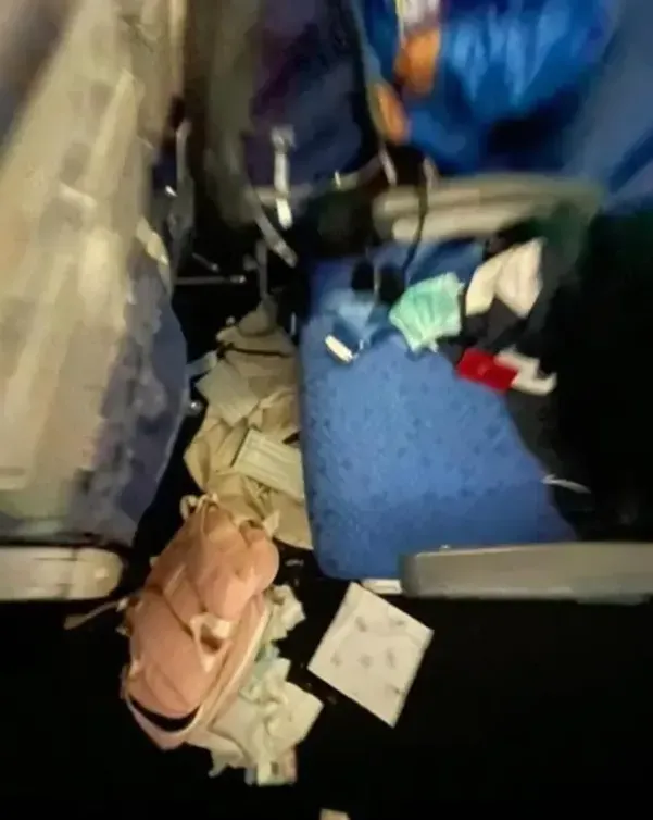 影/2度降落失敗！國泰航班急升2千米重飛　乘客遭甩離座位嘔吐尖叫
