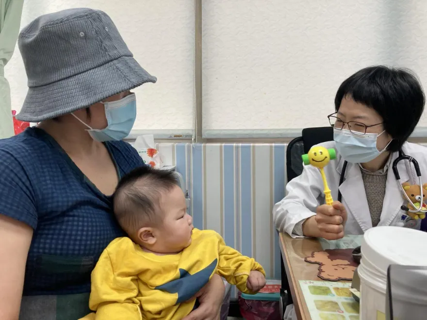 疫情急升大流行中！小心腸病毒感染變重症　醫示警「5歲以下是高危險群」